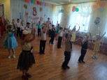 "В этот день, весной согретый, все цветы, улыбки - вам!" (подробнее)