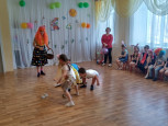 "День шуток, веселья и смеха" (подробнее)