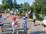 "Белый, синий, красный наш Российский флаг" (подробнее)