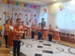 "День матери" (подробнее)