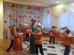 "День матери" (подробнее)