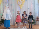"Ах ты, зимушка-зима и пушистая и бела" (подробнее)