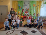 "Вместе мы весну встречаем" (подробнее)