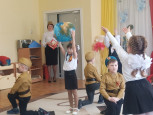 "Праздник памяти и славы" (подробнее)