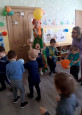 Хороши малыши, поздравляют от души!