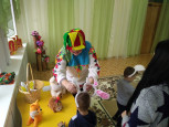По лесным тропинкам...