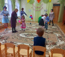 Хорошо рядом с мамой
