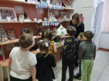 Выставка творческих работ "Зима. Зимние забавы"