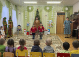 Гуляют ребятки на зимние Святки