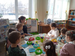 Покормите птиц зимой! 