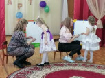 Праздник 8 марта в детском саду.