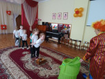 День смеха в детском саду.