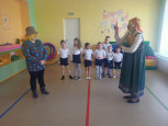 "Как Алёнушка братца из беды выручала да правила поведения детей у воды повторяла"