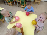 Мой веселый, звонкий мяч!