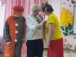Весенние праздники