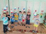 Работа воспитанников в творческих мастерских 