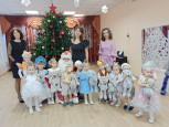 Новогодний праздник у малышей