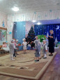 Новогодний утренник "Волшебный домик". Младшая группа