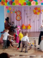 Музыкальное развлечение "Мамин праздник !" младшая группа