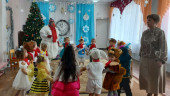 Новогодний утренник "Волшебные колпачки". 