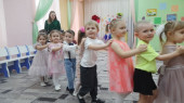 Утренник "Бантики для мам"