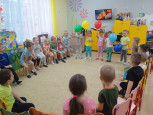 День хорошего настроения. "В гостях у смайликов"