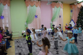 Новогодний утренник "Проделки Сосульки-Завидульки"