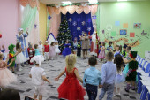 Новогодний утренник "Проделки Сосульки-Завидульки"