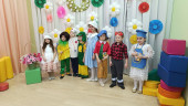 Праздник, посвящённый 8 марта "Незнайка и его друзья"