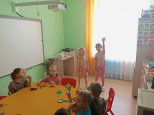 Исследовательский центр "Почему осенью желтеют и опадают листья"