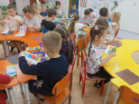 День цветных карандашей