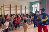Цирковое представление по мотивам мультика "Три кота"  на тему "Как вести себя на дороге"
