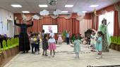 Музыкально-развлекательное мероприятие "К нам Весна пришла деткам книжки принесла"