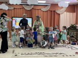 Музыкально-развлекательное мероприятие "К нам Весна пришла деткам книжки принесла"