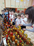 Выездная выставка " Расписные красавицы"!