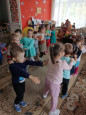 Учим детей дружить