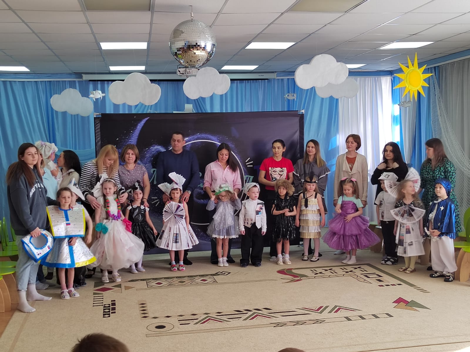 показ 1