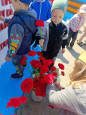 День Победы! Праздник долгожданный  Мирная небес голубизна.  Помнят на Земле народы, страны -  В этот день закончилась война.