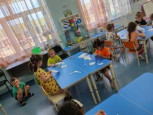 День Победы! Праздник долгожданный  Мирная небес голубизна.  Помнят на Земле народы, страны -  В этот день закончилась война.