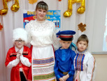 Утренник "Мы живем в России"