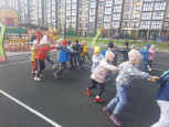 ООД по физической культуре  на улице в подготовительной группе "Затейники"