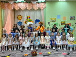  Праздник  осени в подготовительных группах детского сада.
