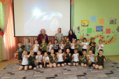 "Космическое путешествие" в старших группах детского сада.