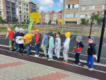 Занятия по физической культуре  на улице в осенний период.