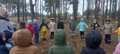 Туристический поход в подготовительной группе "Волшебники".