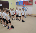 Спортивный праздник "Зимние забавы" в подготовительной группе "Мечтатели".