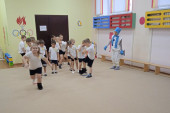 Спортивный праздник "Зимние забавы" в подготовительной группе "Мечтатели".