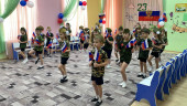 День  Защитника Отечества в подготовительных группах детского сада.
