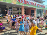 «На веселую зарядку становитесь по порядку!»