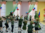 День Защитника Отечества в средних группах детского сада.